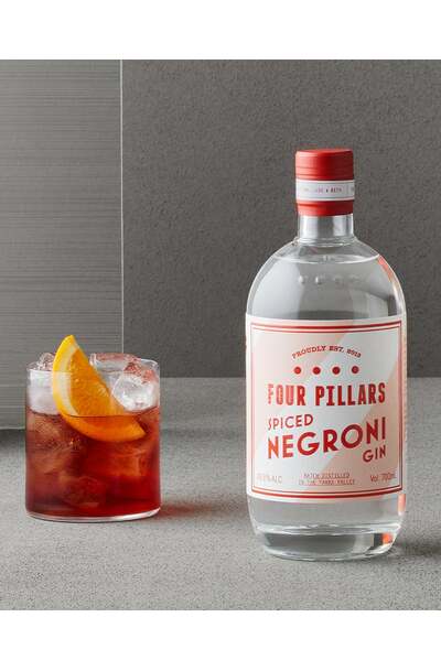four-pillars-spiced-negroni-gin-product