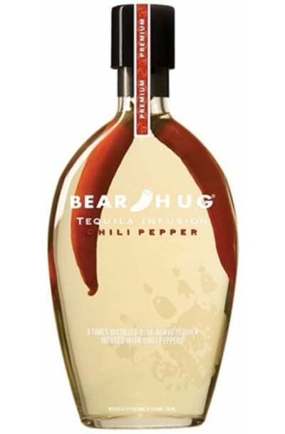 bear-hug-tequila-infusion-chili-pepper-1l