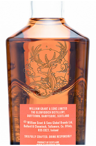 Glenfiddich 21 Singapore Mid-Autumn Collector's Edition 700ml Gift Set w/ 2 Glasses